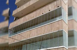 موارد استفاده شیشه سکوریت در صنعت ساختمان